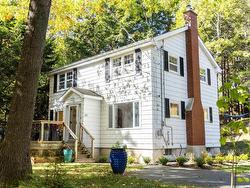 20 Dakin Drive  Halifax, NS B3M 2C8