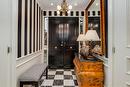 Hall d'entrée/Vestibule - 9 Av. Rosemount, Westmount, QC  - Indoor Photo Showing Other Room 