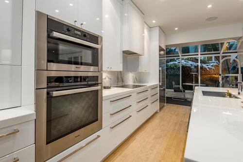 Cuisine - 9 Av. Rosemount, Westmount, QC - Indoor Photo Showing Kitchen With Upgraded Kitchen