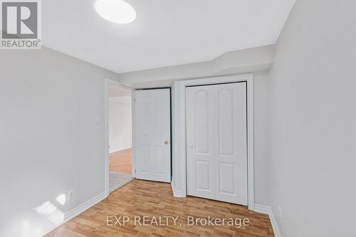 168 Wainscot Avenue, Newmarket, ON - Indoor