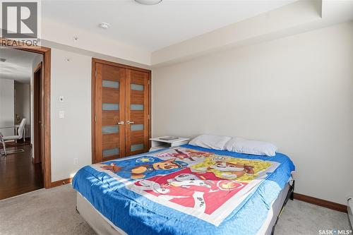 302 120 Phelps Way, Saskatoon, SK - Indoor Photo Showing Bedroom