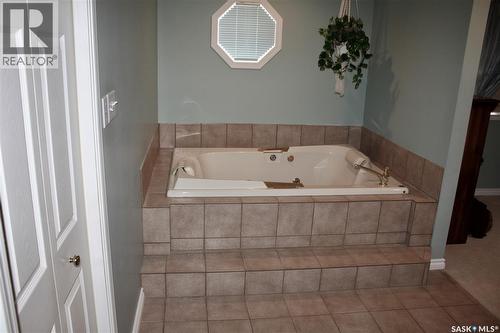 31 Queen Street, Clavet, SK - Indoor Photo Showing Bathroom