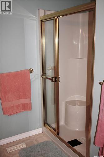 31 Queen Street, Clavet, SK - Indoor Photo Showing Bathroom