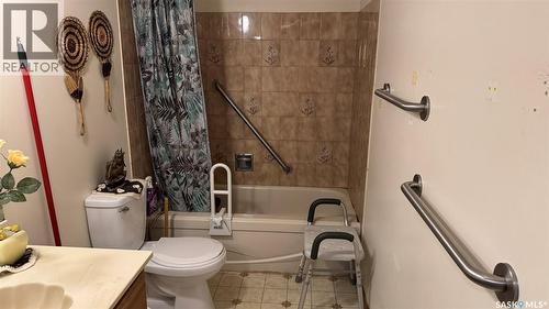 1534 Fleet Street, Regina, SK - Indoor Photo Showing Bathroom