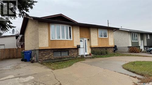 1534 Fleet Street, Regina, SK - Outdoor