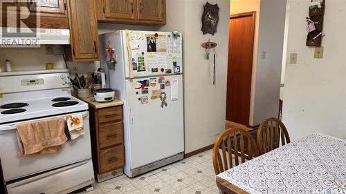 1534 Fleet Street, Regina, SK - Indoor Photo Showing Kitchen