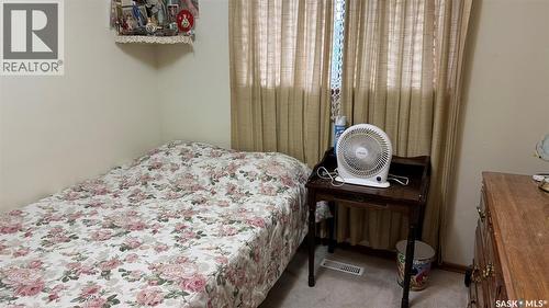 1534 Fleet Street, Regina, SK - Indoor Photo Showing Bedroom