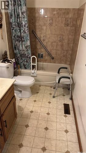 1534 Fleet Street, Regina, SK - Indoor Photo Showing Bathroom