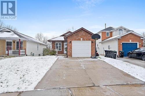 16 BUSH STREET  Collingwood, ON L9Y 4S9