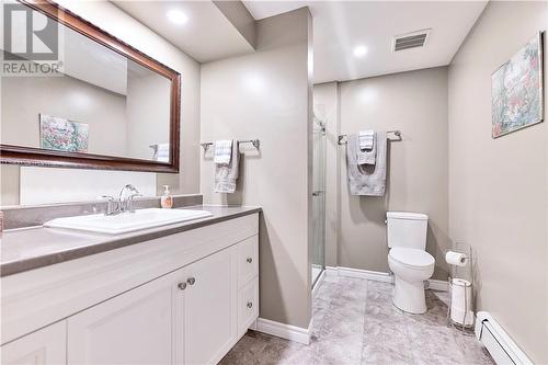 910 Mountview Crescent, Sudbury, ON - Indoor Photo Showing Bathroom