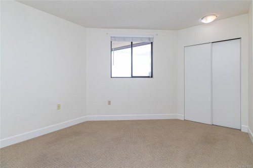501-1745 Leighton Rd, Victoria, BC - Indoor Photo Showing Other Room