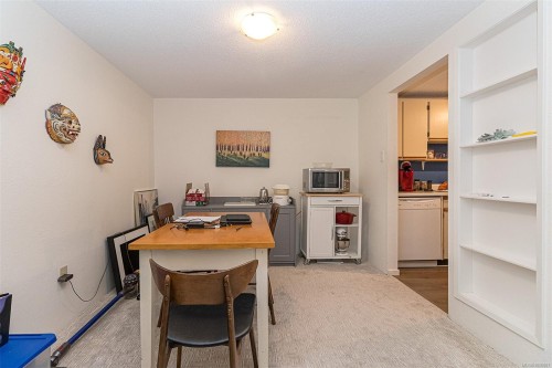 419-1005 Mckenzie Ave, Saanich, BC - Indoor