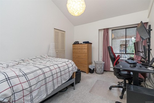 419-1005 Mckenzie Ave, Saanich, BC - Indoor Photo Showing Bedroom