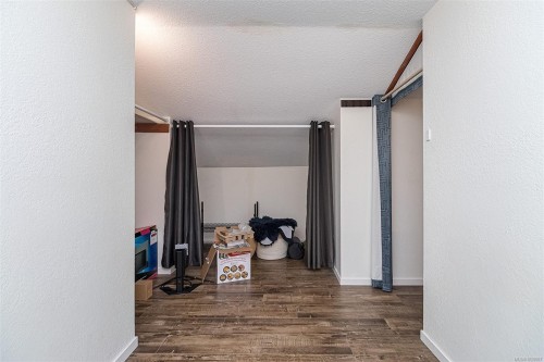 419-1005 Mckenzie Ave, Saanich, BC - Indoor Photo Showing Other Room