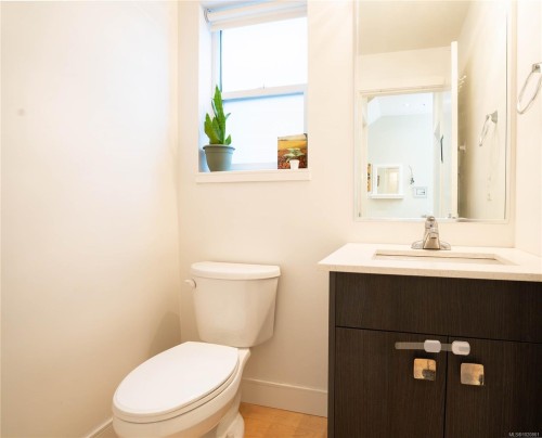 117-300 Phelps Ave, Langford, BC 