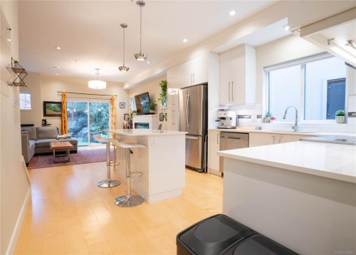 117-300 Phelps Ave, Langford, BC 