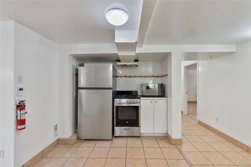 3944 Cedar Hill Cross Rd, Saanich, BC 