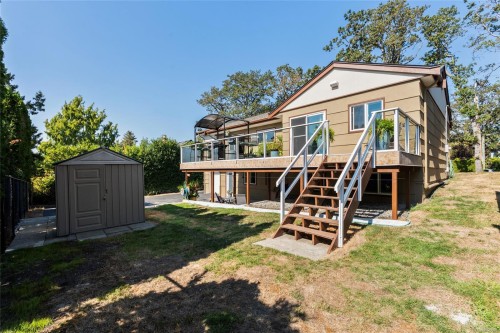 3944 Cedar Hill Cross Rd, Saanich, BC 