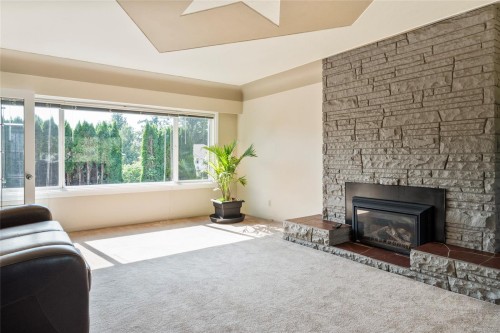 3944 Cedar Hill Cross Rd, Saanich, BC 