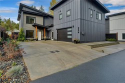 254 Twillingate Rd  Campbell River, BC V9W 1V2