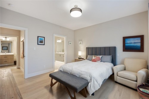 124-4098 Buckstone Rd, Courtenay, BC 