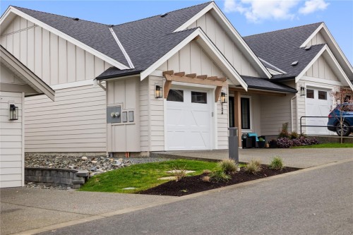 124-4098 Buckstone Rd, Courtenay, BC 
