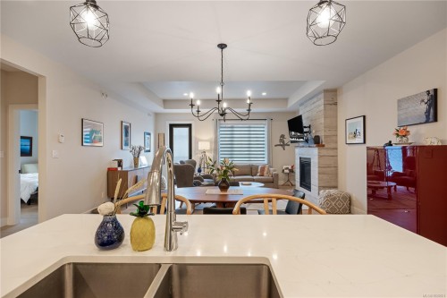 124-4098 Buckstone Rd, Courtenay, BC 