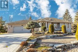 83 NAVIGATORS TRAIL  Kawartha Lakes (Bobcaygeon), ON K0M 1A0