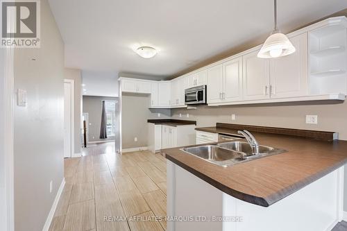 660 Hamilton Crescent, Cornwall, ON - Indoor Photo Showing Kitchen With Double Sink