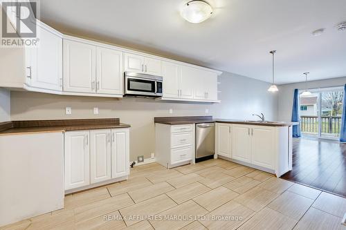 660 Hamilton Crescent, Cornwall, ON - Indoor Photo Showing Kitchen