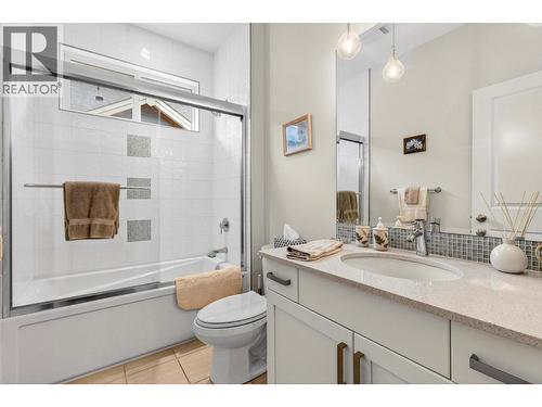 Main Bathroom - 13246 Lake Hill Drive, Lake Country, BC - Indoor Photo Showing Bathroom