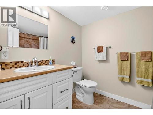 Lower bathroom - 13246 Lake Hill Drive, Lake Country, BC - Indoor Photo Showing Bathroom