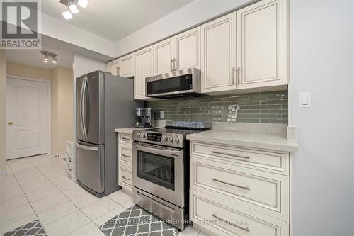 308 - 88 Grandview Way, Toronto, ON - Indoor Photo Showing Kitchen