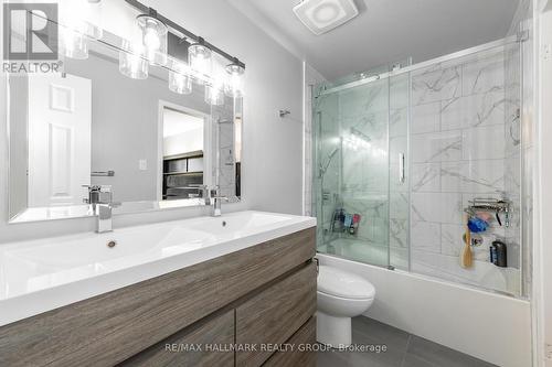 1803 Lamoureux Drive, Ottawa, ON - Indoor Photo Showing Bathroom