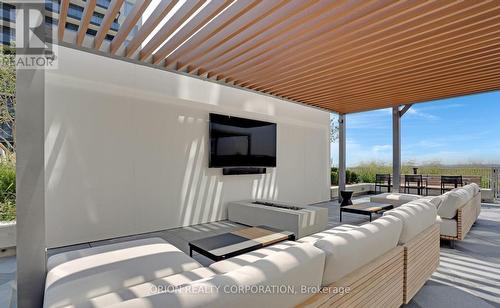 2004 - 3240 William Coltson Avenue, Oakville, ON -  With Exterior