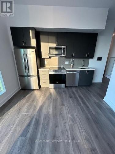 2004 - 3240 William Coltson Avenue, Oakville, ON - Indoor Photo Showing Kitchen