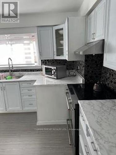 52 Watercliffe Road, Toronto, ON - Indoor Photo Showing Kitchen