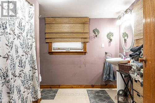 4 Piece Bathroom On Main Floor - 94 Bay Street, Stratford, ON - Indoor