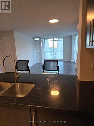 423 - 525 Wilson Avenue, Toronto, ON - Indoor