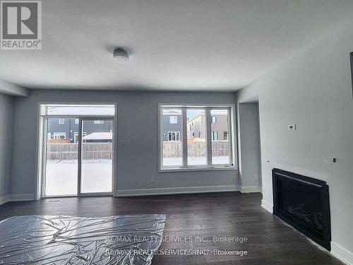 726 Rouncey Road, Ottawa, ON - Indoor Photo Showing Other Room With Fireplace