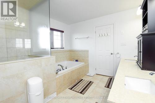 58 Trail Boulevard, Springwater, ON - Indoor Photo Showing Bathroom