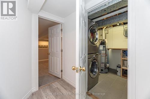 2715 Hollington Crescent, Mississauga, ON - Indoor Photo Showing Laundry Room