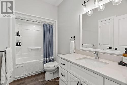 451 Woodridge Drive, Goderich (Goderich (Town)), ON - Indoor Photo Showing Bathroom