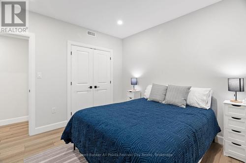 451 Woodridge Drive, Goderich (Goderich (Town)), ON - Indoor Photo Showing Bedroom