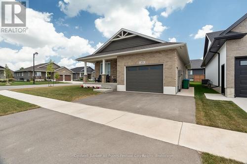 451 Woodridge Drive, Goderich (Goderich (Town)), ON - Outdoor With Facade