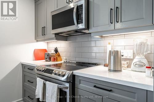 201 - 100 Gordon Street, Stratford, ON - Indoor Photo Showing Kitchen With Upgraded Kitchen