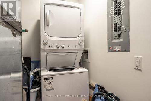 201 - 100 Gordon Street, Stratford, ON - Indoor Photo Showing Laundry Room