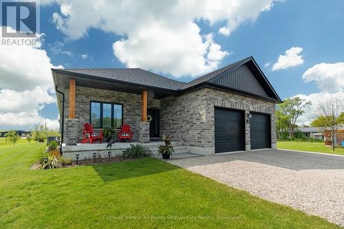 33 WELLINGTON STREET S  Ashfield-Colborne-Wawanosh (Ashfield), ON N7A 3X9