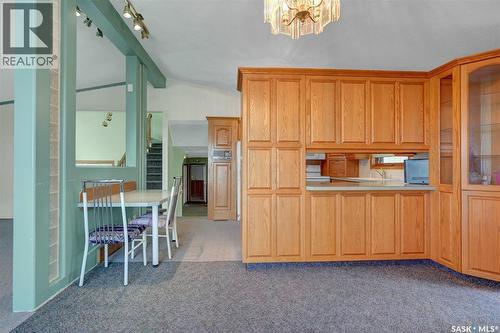 1055 7Th Avenue Sw, Moose Jaw, SK - Indoor Photo Showing Other Room