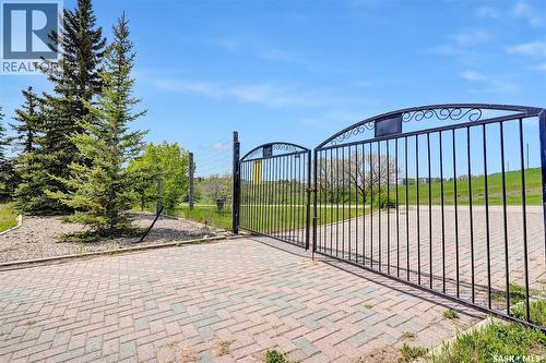 1055 7Th Avenue Sw, Moose Jaw, SK - Outdoor
